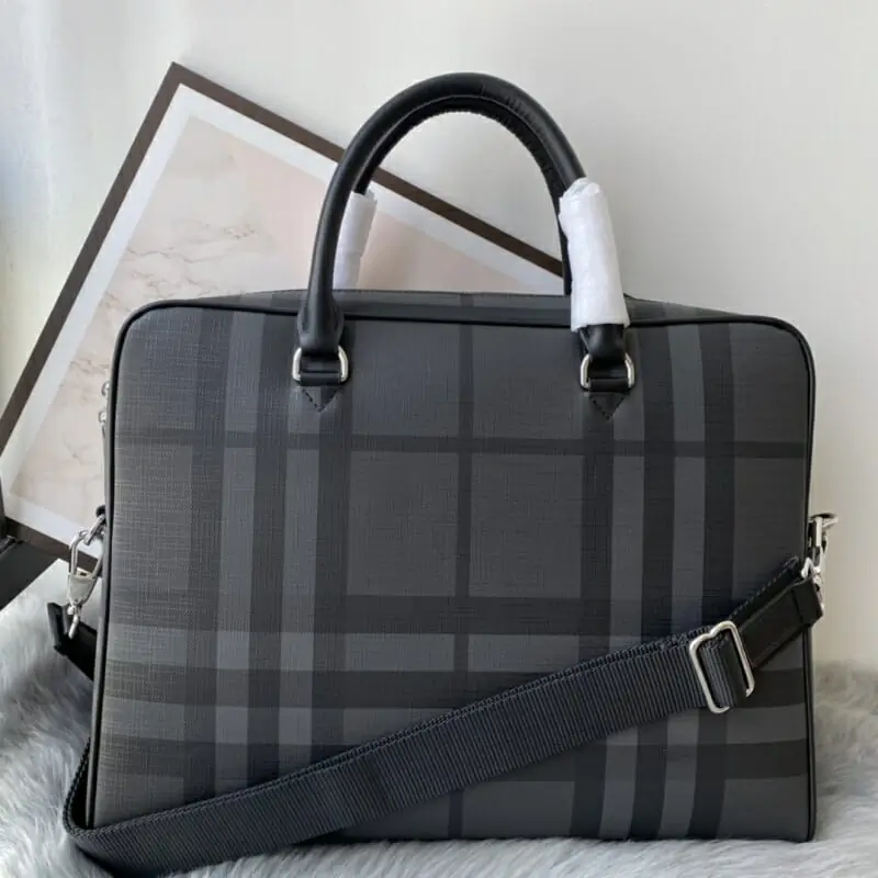 burberry aaa homme sac a main  s_1137b634